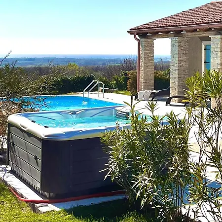 Charming La Perla With Pool, Jacuzzi And Sea View Near וילה *