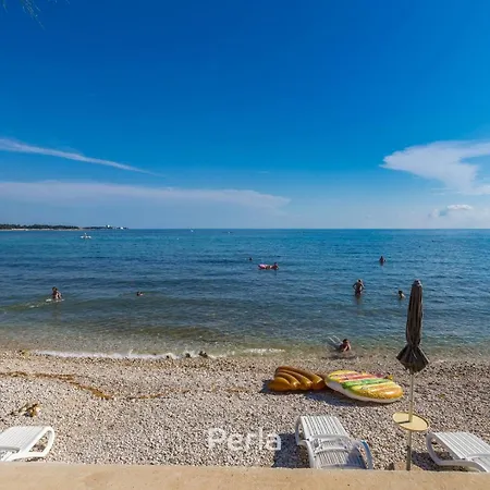 וילה Charming La Perla With Pool, Jacuzzi And Sea View Near