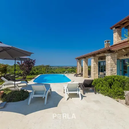 Charming La Perla With Pool, Jacuzzi And Sea View Near