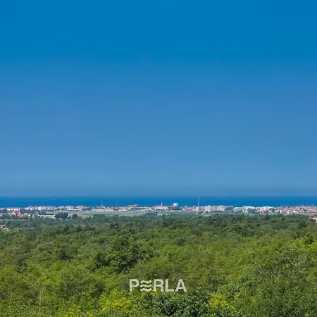 Charming La Perla With Pool, Jacuzzi And Sea View Near אומאג