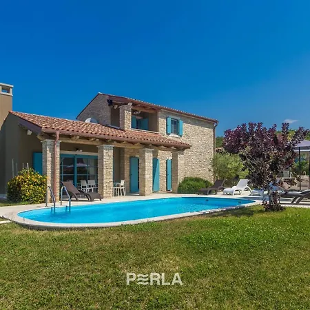 וילה Charming La Perla With Pool, Jacuzzi And Sea View Near אומאג