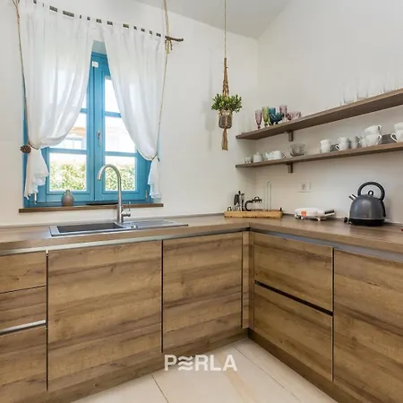 Charming La Perla With Pool, Jacuzzi And Sea View Near