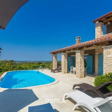 וילה Charming La Perla With Pool, Jacuzzi And Sea View Near